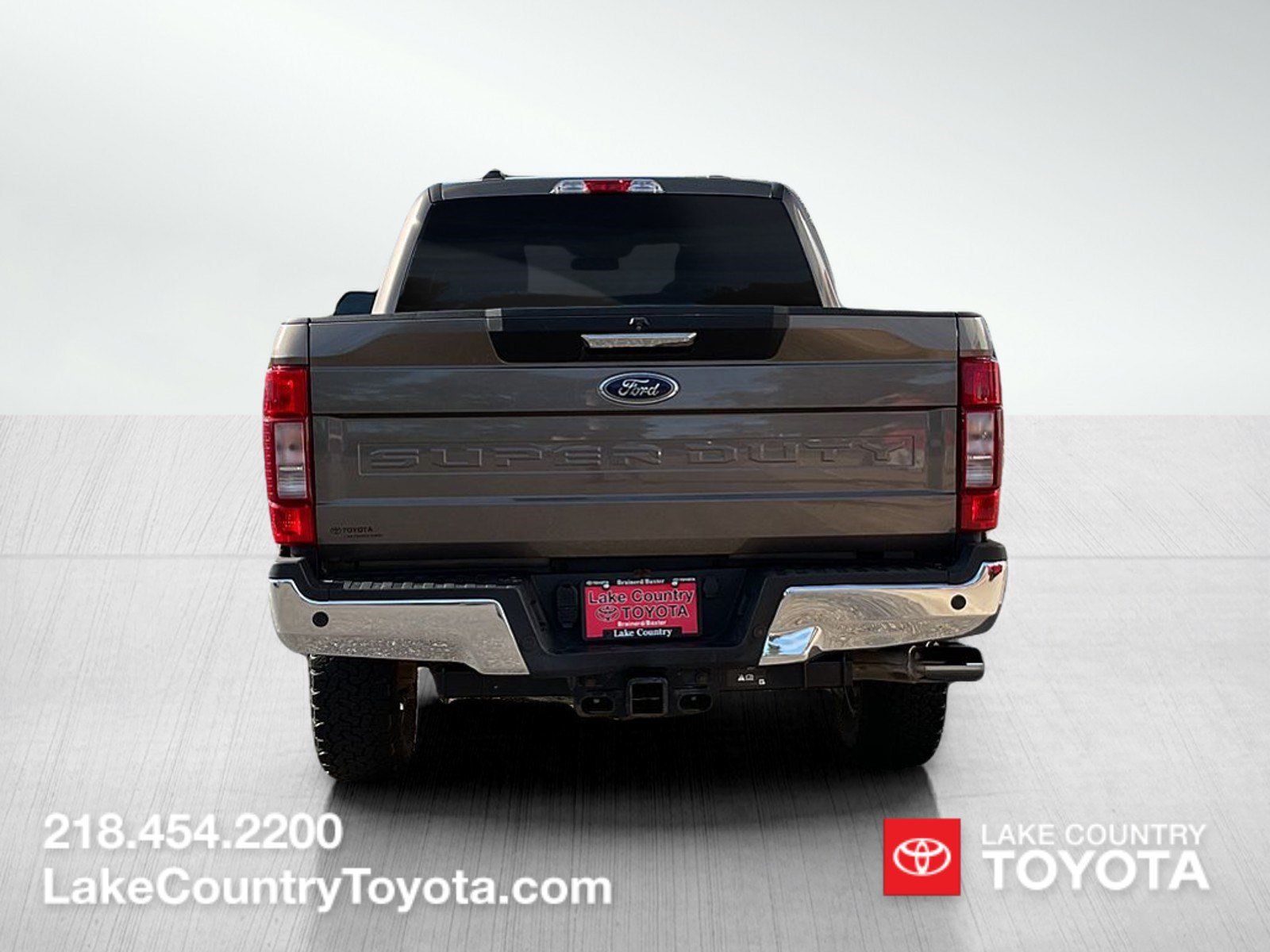 Used 2020 Ford F350 XLT w/ XLT Premium Package AWD/4WD image 4