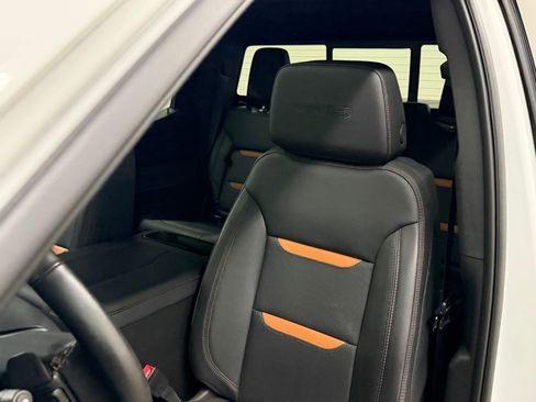 Certified 2023 GMC Sierra 1500 AT4 w/ AT4 Preferred Package image 45