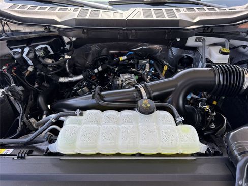 Used 2025 Ford F150 XL AWD/4WD image 10