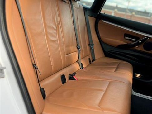 Used 2018 BMW 330i Gran Turismo xDrive image 19