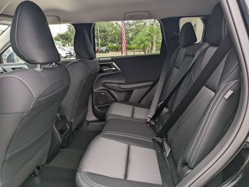 New 2026 Mitsubishi Outlander ES FWD image 13