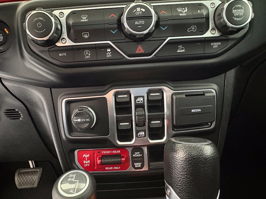 Used 2020 Jeep Gladiator Rubicon AWD/4WD image 11
