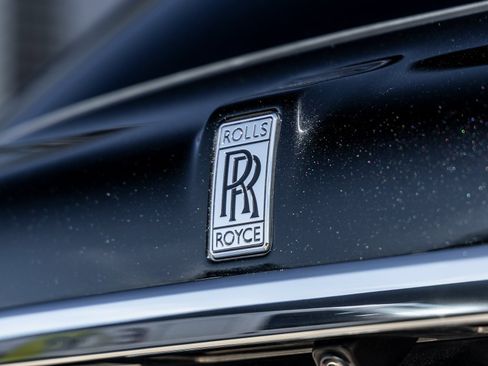 Used 2023 Rolls-Royce Cullinan image 14