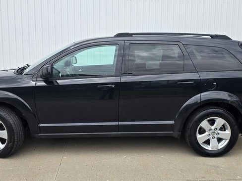 Used 2012 Dodge Journey SXT FWD image 2