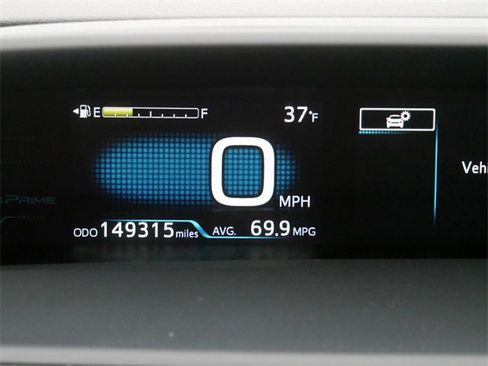 Used 2017 Toyota Prius Prime Premium image 27