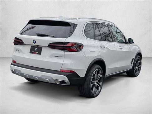 Used 2026 BMW X5 sDrive40i w/ Climate Comfort Package RWD image 2
