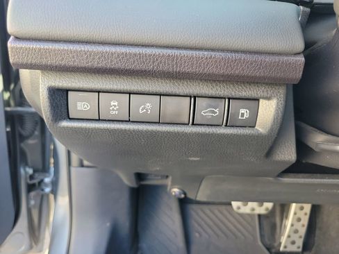 Used 2025 Toyota Camry XSE AWD/4WD image 21