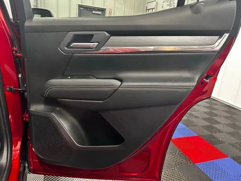 Used 2026 GMC Terrain Elevation w/ Elevation Premium Package image 17