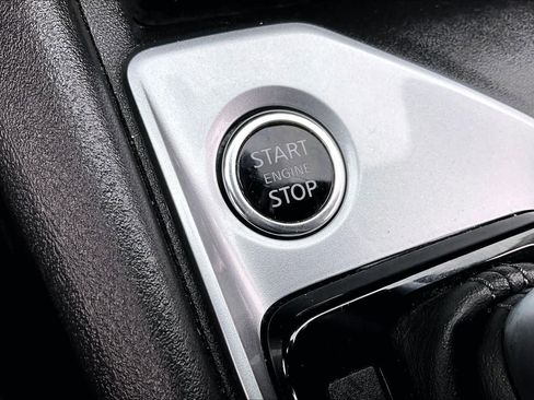 Used 2025 Nissan Altima 2.5 SV image 35