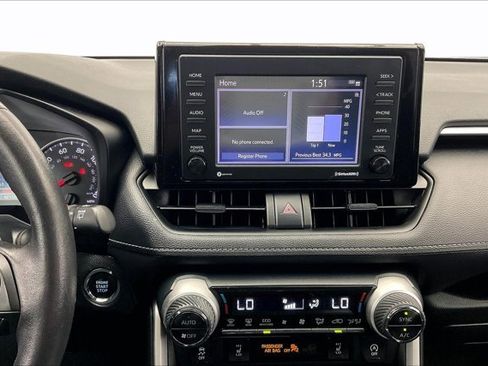 Used 2022 Toyota RAV4 XLE image 5