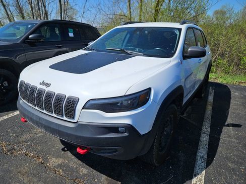 Used 2020 Jeep Cherokee Trailhawk w/ Cold Weather Group AWD/4WD image 1