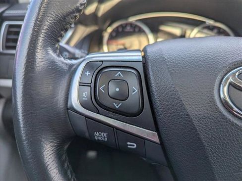 Used 2016 Toyota Camry SE image 13