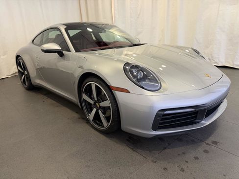 Used 2022 Porsche 911 Carrera image 7