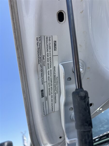 Used 2023 Ford F550 2WD Regular Cab Super Duty image 30