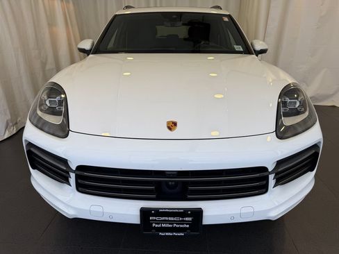 Certified 2023 Porsche Cayenne Platinum Edition AWD/4WD image 6