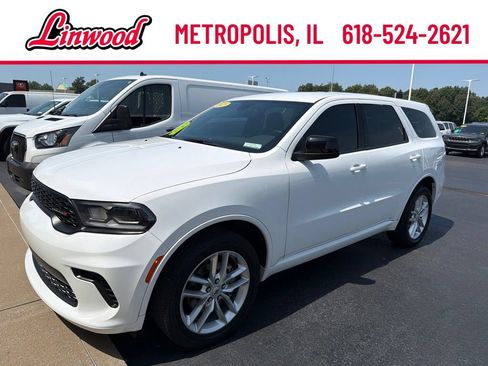 Used 2025 Dodge Durango GT AWD/4WD image 3