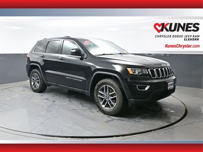 Used 2019 Jeep Grand Cherokee Laredo w/ 18" Wheel & 8.4" Radio Group