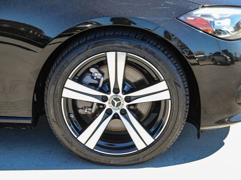 Used 2023 Mercedes-Benz C 300 4MATIC Sedan image 9