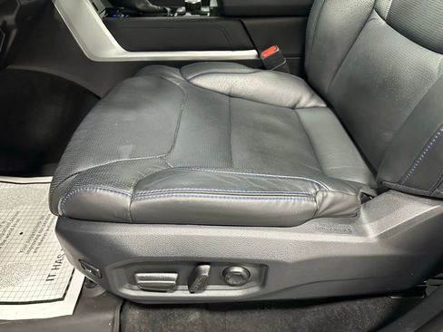 Used 2025 Toyota Tundra Platinum w/ TRD Off-Road Package AWD/4WD image 13