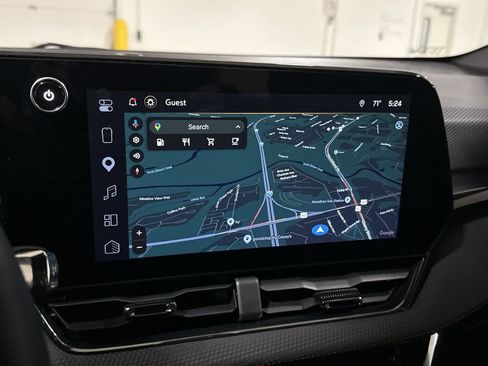 Used 2025 Chevrolet Equinox RS w/ Safety and Technology Package AWD/4WD image 15