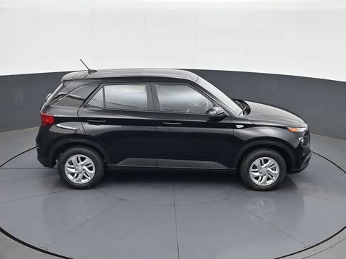 New 2026 Hyundai Venue SE FWD image 16