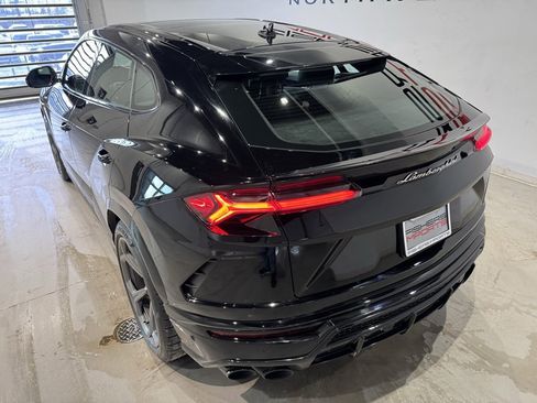 Used 2020 Lamborghini Urus image 9