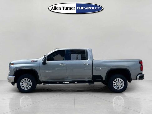 Used 2024 Chevrolet Silverado 2500 LTZ w/ LTZ Plus Package AWD/4WD image 6