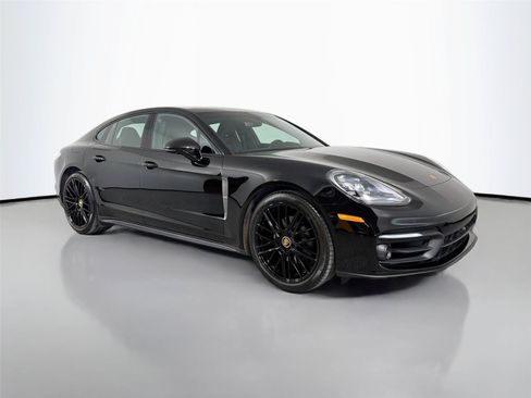 Certified 2023 Porsche Panamera Platinum Edition RWD image 9