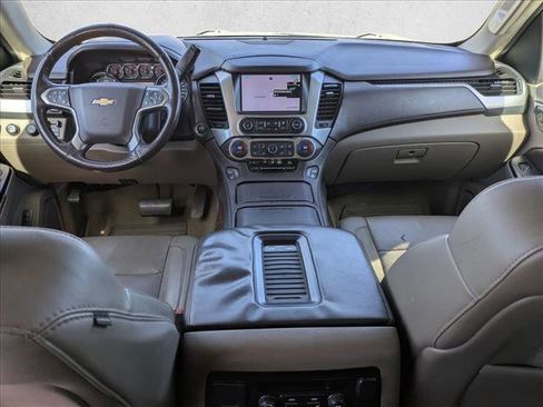 Used 2015 Chevrolet Suburban LTZ image 15