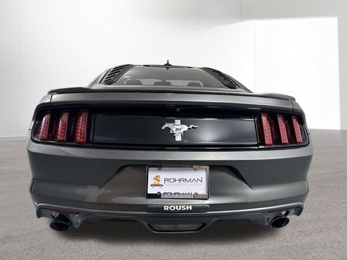 Used 2015 Ford Mustang Coupe RWD image 23