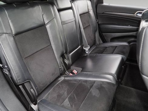 Used 2014 Jeep Grand Cherokee Altitude AWD/4WD image 21