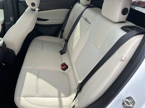 Certified 2023 Buick Encore GX Select image 11