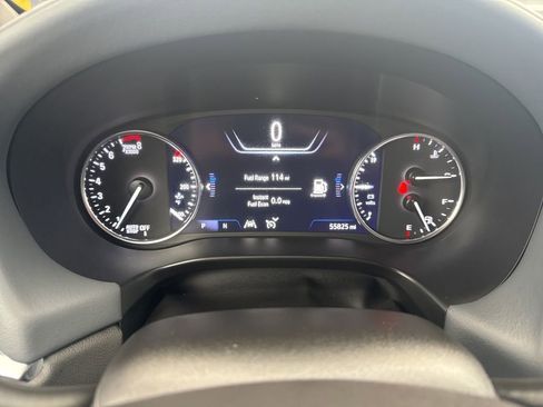 Used 2024 Buick Enclave Premium image 16