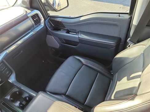 Used 2021 Ford F150 Lariat w/ Max Trailer Tow Package image 15