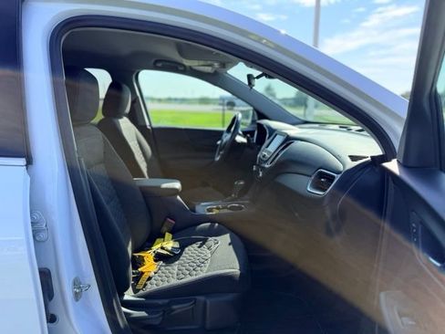 Used 2020 Chevrolet Equinox LT FWD image 10