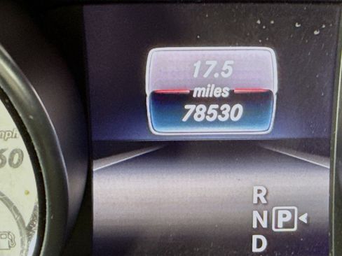 Used 2016 Mercedes-Benz CLA 250 image 16