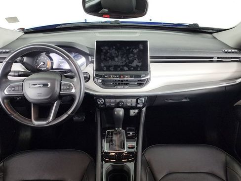 Used 2022 Jeep Compass Limited image 32