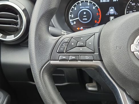 Used 2024 Nissan Kicks SV image 21