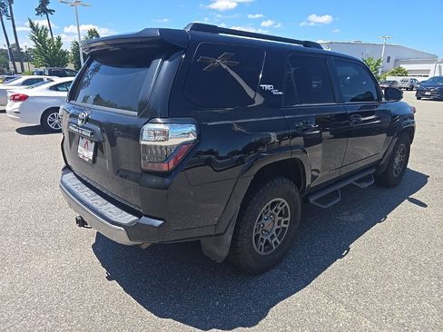 Used 2019 Toyota 4Runner TRD Off-Road Premium AWD/4WD image 5