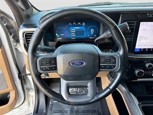 Used 2023 Ford F250 Lariat w/ Chrome Package image 13