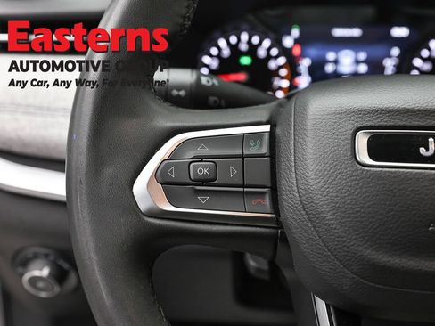 Used 2024 Jeep Compass Latitude AWD/4WD image 14