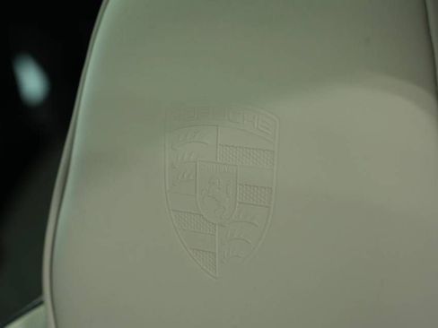 New 2026 Porsche Cayenne Coupe AWD/4WD image 36