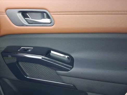 New 2026 Nissan Pathfinder Platinum w/ Cargo Package FWD image 26