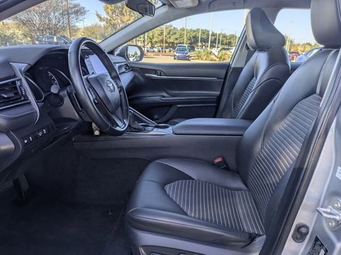 Used 2023 Toyota Camry SE image 25
