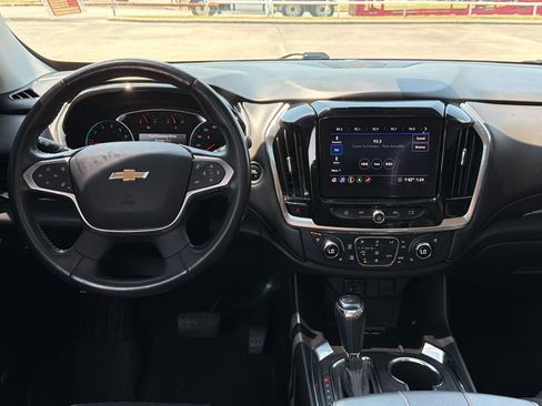 Certified 2020 Chevrolet Traverse Premier w/ Redline Edition FWD image 29