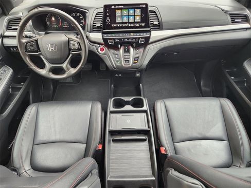 Used 2025 Honda Odyssey Sport-L image 25