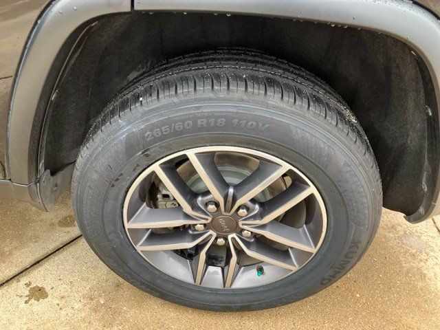Certified 2020 Jeep Grand Cherokee Limited AWD/4WD image 25