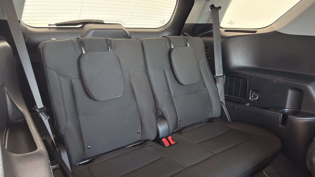 Used 2023 Ford Explorer XLT AWD/4WD image 36