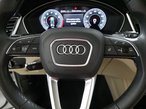 Used 2021 Audi Q5 2.0T Premium Plus AWD/4WD image 25