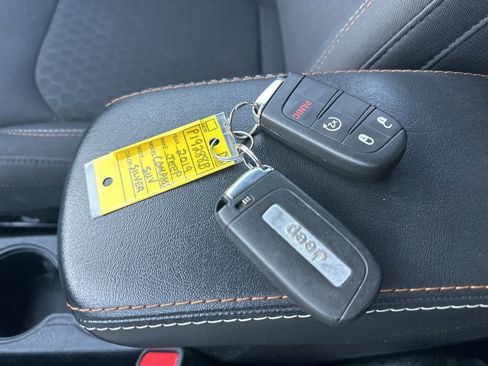 Used 2019 Jeep Compass Sport w/ Cold Weather Group image 20